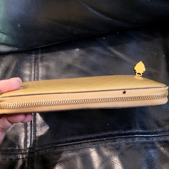 Authentic Gucci Gold Micro Guccissima Zip Around Wallet - Picture 17 of 17